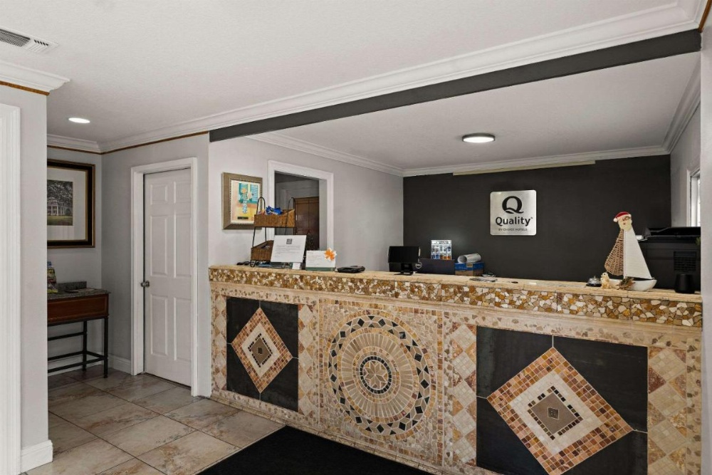 Quality Inn Image 22